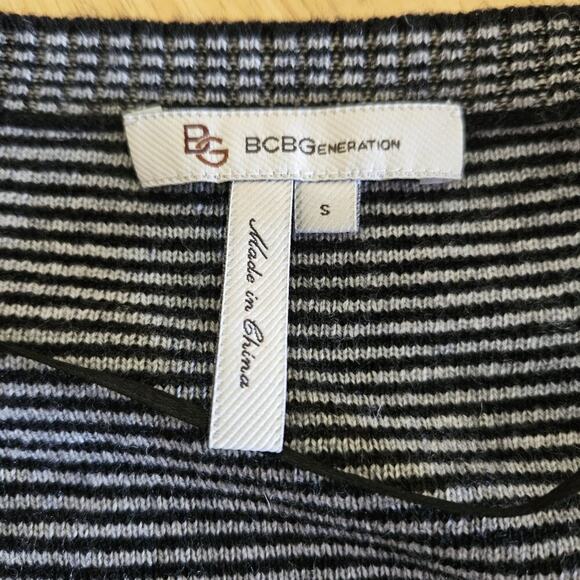 BCBGeneration Sweater Mini Dress Textured Wool Blend -Black Gray- sz S -NWT - Picture 3 of 7